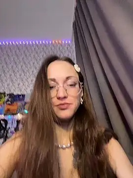 Snapshot of ServantBrook chatting on 7, 11, 2025 ServantBrook online show from 7, 11, 2025