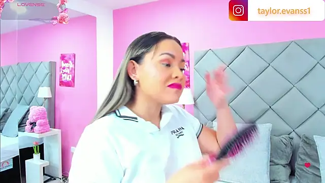 TaylorEvanss online show from 20, 9, 2025