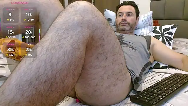 Snapshot of rodrher81 chatting on 23, 10, 2025 rodrher81 online show from 23, 10, 2025