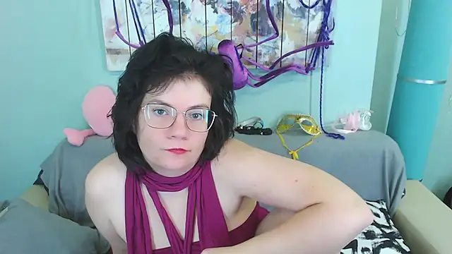 EverlyRays online show from 8, 12, 2024