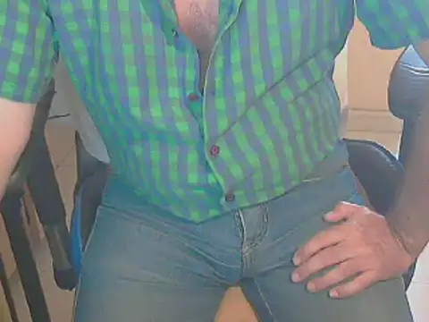 Snapshot of angelgarcia269 chatting on 3, 3, 2025 angelgarcia269 online show from 3, 3, 2025