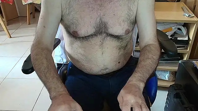 angelgarcia269 online show from 9, 1, 2026