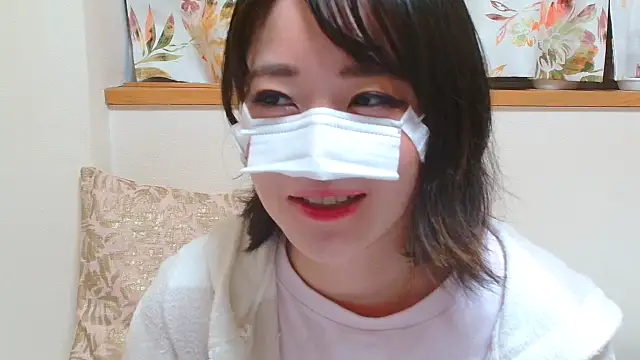 liliyRiSAcha-n online show from 3, 12, 2025