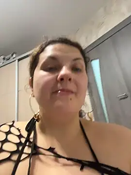 Snapshot of Taisia_W chatting on 2, 12, 2025 Taisia W online show from 2, 12, 2025