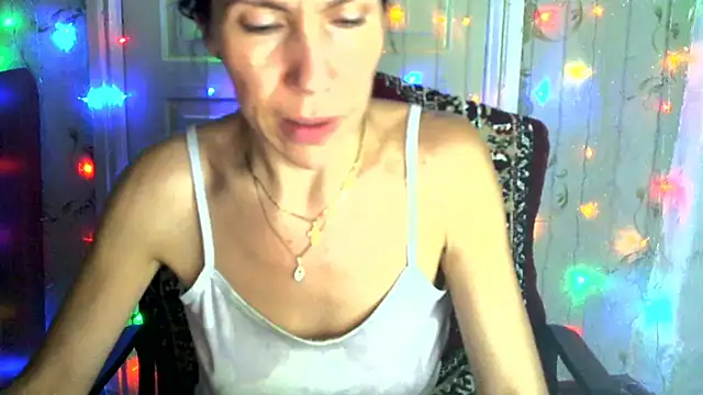 Snapshot of Ladywinter chatting on 8, 11, 2025 Ladywinter online show from 8, 11, 2025