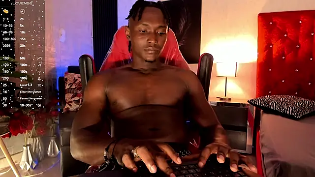 DannSmmith online show from 3, 11, 2025