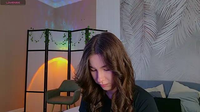 Snapshot of Marie_Diaze chatting on 17, 6, 2026 Marie Diaze online show from 17, 6, 2026