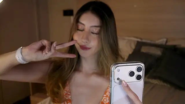 lua ferch   online show from 26, 3, 2026