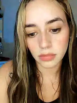 Snapshot of Natalia_Suarez chatting on 30, 12, 2024 Natalia Suarez online show from 30, 12, 2024