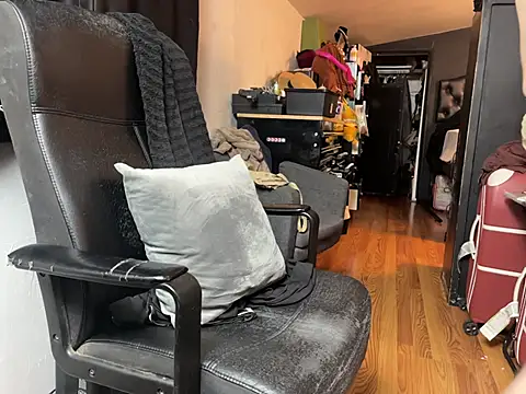 Snapshot of leanjamesdean chatting on 29, 11, 2025 leanjamesdean online show from 29, 11, 2025