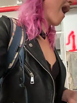 Snapshot of Dina-Light chatting on 15, 2, 2025 Dina-Light online show from 15, 2, 2025