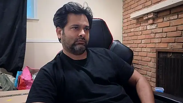 Snapshot of Sakhtlaundaz chatting on 25, 7, 2026 Sakhtlaundaz online show from 25, 7, 2026