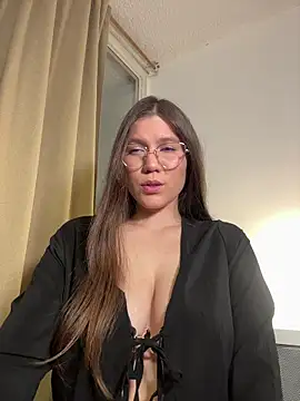 AmelieLaurent  online show from 29, 11, 2025