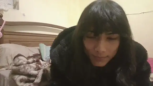 Snapshot of calliemaggotbone chatting on 5, 12, 2025 calliemaggotbone online show from 5, 12, 2025