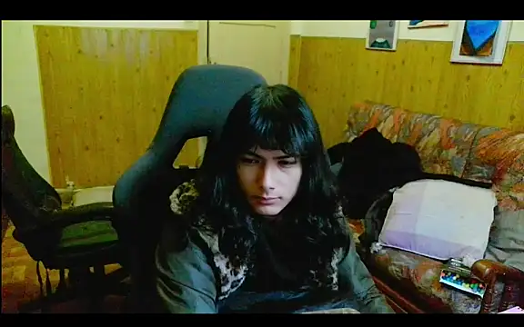 Snapshot of calliemaggotbone chatting on 15, 12, 2025 calliemaggotbone online show from 15, 12, 2025