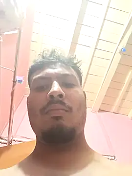 Snapshot of imrandidar22 chatting on 3, 10, 2025 imrandidar22 online show from 3, 10, 2025