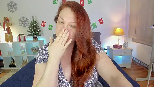 Snapshot of CutieGinger chatting on 28, 12, 2024 CutieGinger online show from 28, 12, 2024