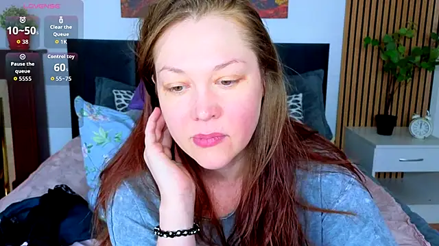 Snapshot of CutieGinger chatting on 26, 11, 2025 CutieGinger online show from 26, 11, 2025