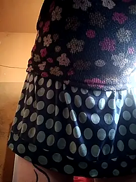 Lovely Lori online show from 6, 3, 2025