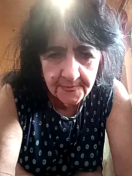 Lovely Lori online show from 18, 2, 2026