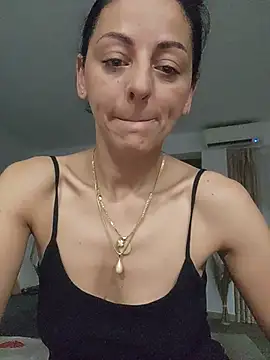 bruneta sexy23 online show from 11, 7, 2026