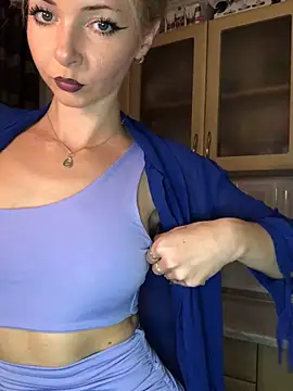 Snapshot of Kristina03 chatting on 14, 11, 2025 Kristina03 online show from 14, 11, 2025