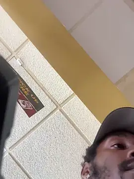 Snapshot of ITSONLYKENNY chatting on 13, 2, 2025 ITSONLYKENNY online show from 13, 2, 2025