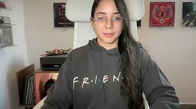 Snapshot of adriana__sosa_ chatting on 4, 1, 2025 adriana sosa online show from 4, 1, 2025