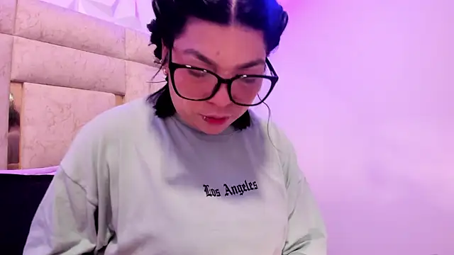 PauletteJ online show from 6, 3, 2026