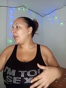 Snapshot of Miss-boobs chatting on 14, 12, 2024 Miss-boobs online show from 14, 12, 2024