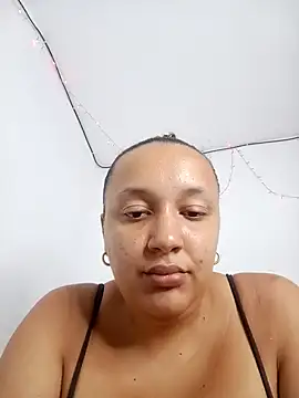 Snapshot of Miss-boobs chatting on 16, 12, 2024 Miss-boobs online show from 16, 12, 2024