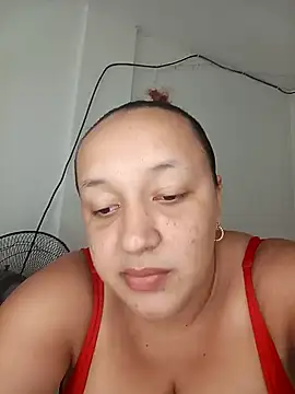 Snapshot of Miss-boobs chatting on 21, 12, 2024 Miss-boobs online show from 21, 12, 2024