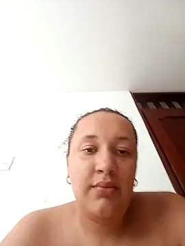 Snapshot of Miss-boobs chatting on 16, 1, 2025 Miss-boobs online show from 16, 1, 2025