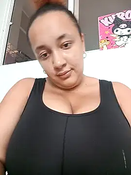Snapshot of Miss-boobs chatting on 18, 1, 2025 Miss-boobs online show from 18, 1, 2025