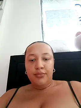 Snapshot of Miss-boobs chatting on 28, 1, 2025 Miss-boobs online show from 28, 1, 2025