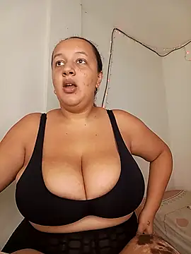 Snapshot of Miss-boobs chatting on 18, 3, 2025 Miss-boobs online show from 18, 3, 2025