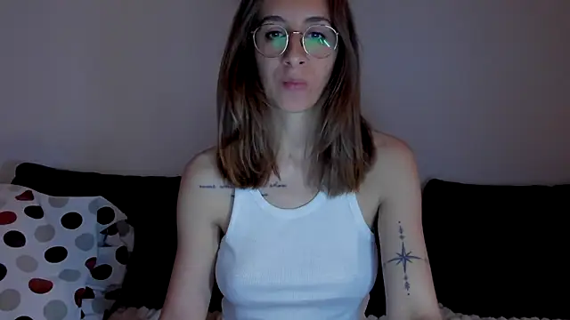 DesireMore90 online show from 22, 5, 2026