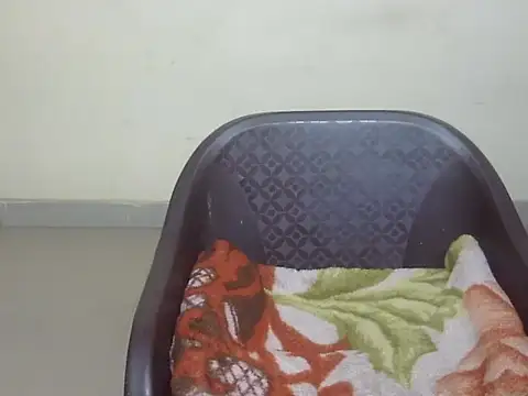 Snapshot of Lusty_Wife1 chatting on 5, 12, 2024 Lusty Wife1 online show from 5, 12, 2024