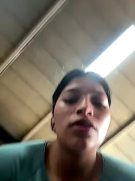 Snapshot of AgathaGeorgiou chatting on 15, 12, 2025 AgathaGeorgiou online show from 15, 12, 2025