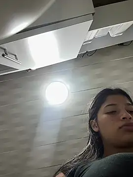 Snapshot of AgathaGeorgiou chatting on 15, 2, 2026 AgathaGeorgiou online show from 15, 2, 2026