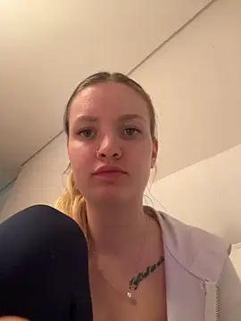 Snapshot of mariemelissah chatting on 26, 2, 2025 mariemelissah online show from 26, 2, 2025