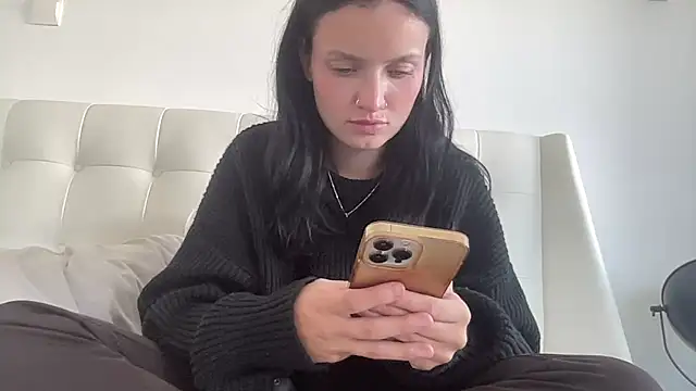 Snapshot of mariemelissah chatting on 17, 12, 2025 mariemelissah online show from 17, 12, 2025