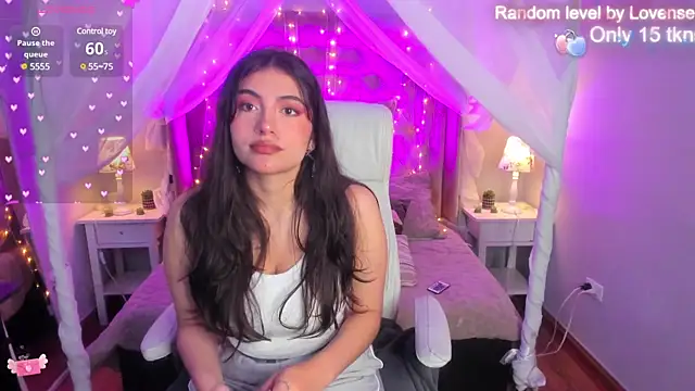 Ellie Jhonson   online show from 4, 1, 2025