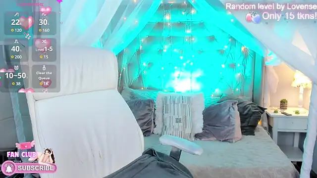 Ellie Jhonson   online show from 14, 1, 2025