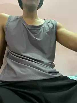 Snapshot of CALVINXXX chatting on 18, 12, 2024 CALVINXXX online show from 18, 12, 2024