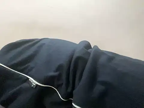 CALVINXXX online show from 7, 4, 2026