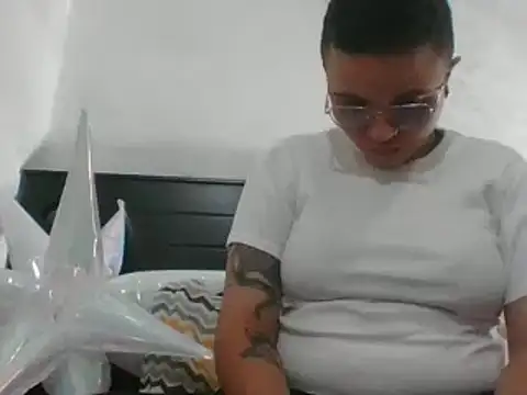 Snapshot of EdenJupiter chatting on 20, 3, 2025 EdenJupiter online show from 20, 3, 2025