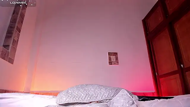 Snapshot of AnnaFoox1 chatting on 15, 11, 2025 AnnaFoox1 online show from 15, 11, 2025