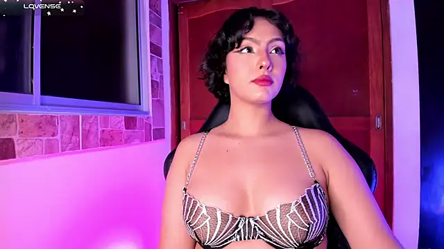 Snapshot of AnnaFoox1 chatting on 30, 11, 2025 AnnaFoox1 online show from 30, 11, 2025