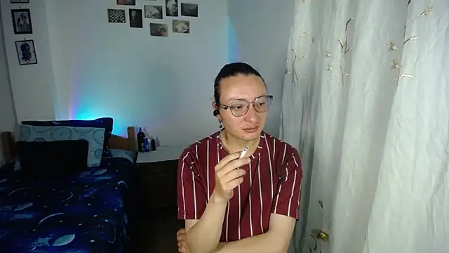 Snapshot of monkeywillwhite chatting on 12, 2, 2026 monkeywillwhite online show from 12, 2, 2026